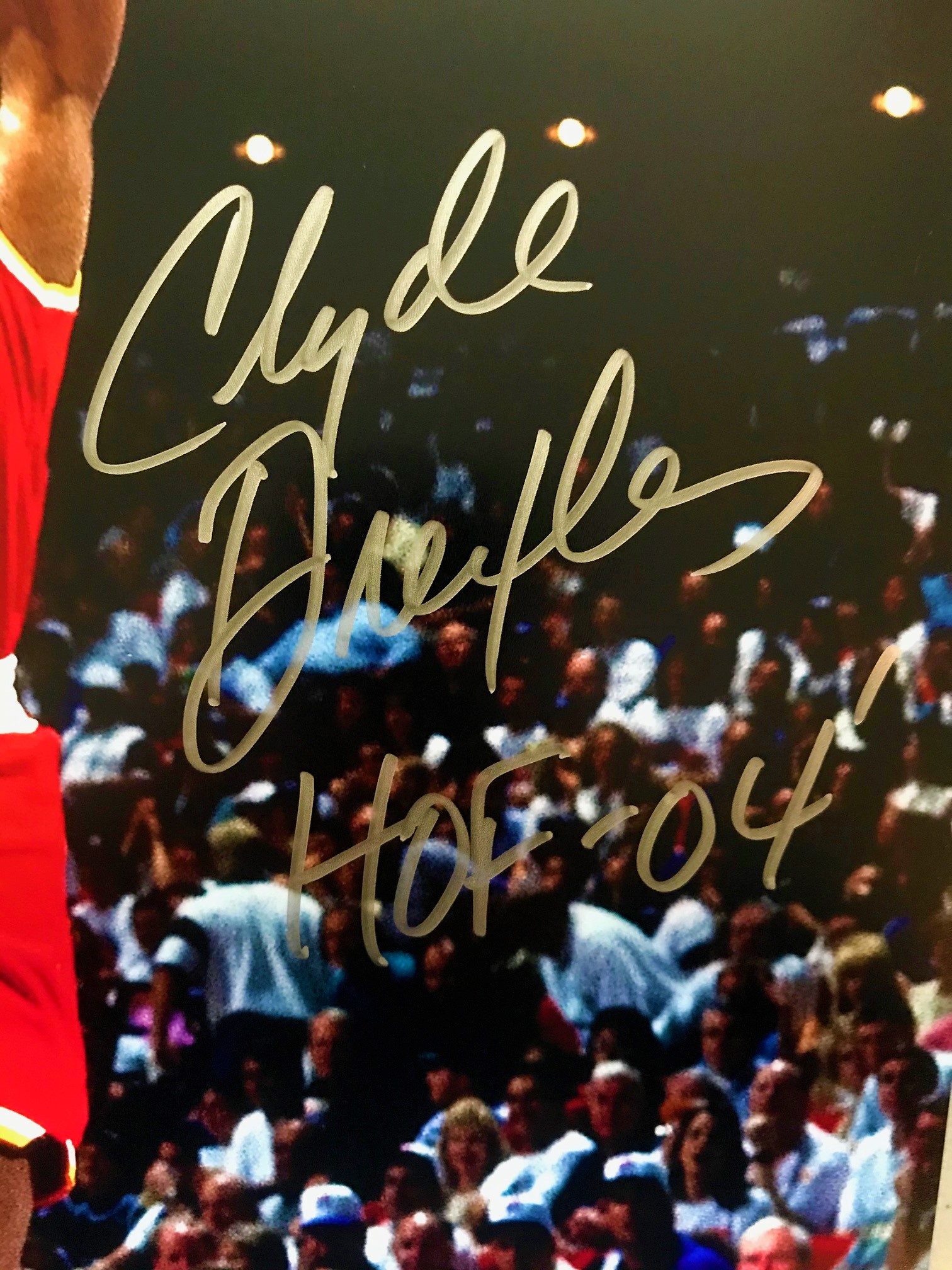 Houston Rockets Clyde Drexler Autographed Red Jersey The Glide JSA Stock  #202351 - Mill Creek Sports